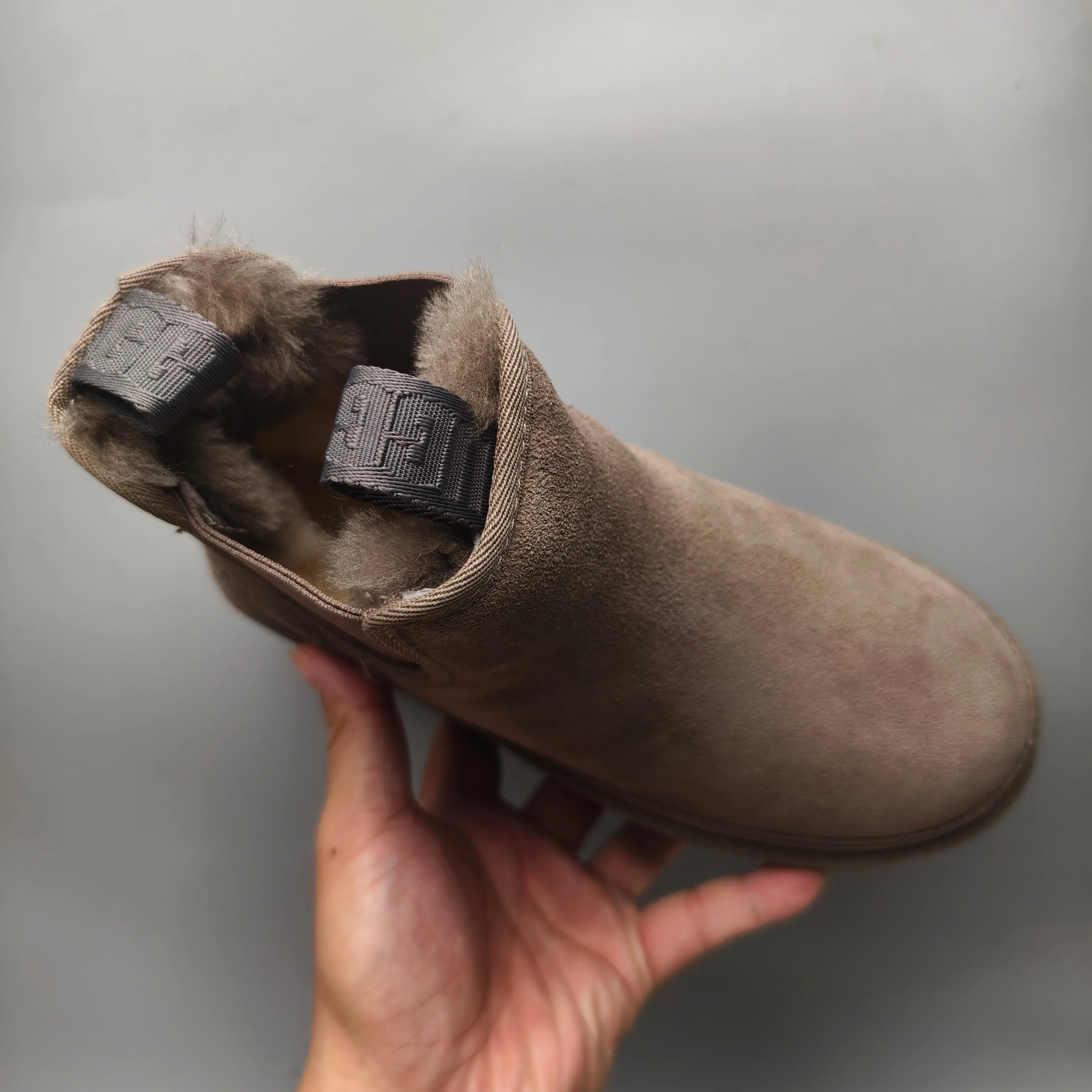 💰560 UGG sheepskin all-in-one snow boots Chelsea boots UGG 4526 Autumn and winter new women's casual and comfortable thick-soled Chelsea fashion boots star same style 1134526 Color: black maroon gray Size: 35-40